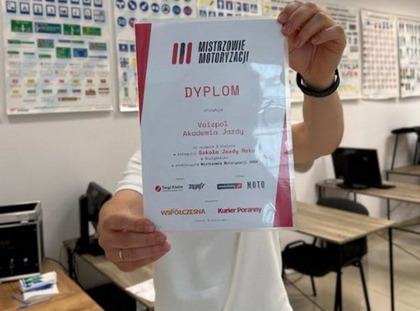 Пинчанин открыл школу для дальнобойщиков в Польше. Выгодно?