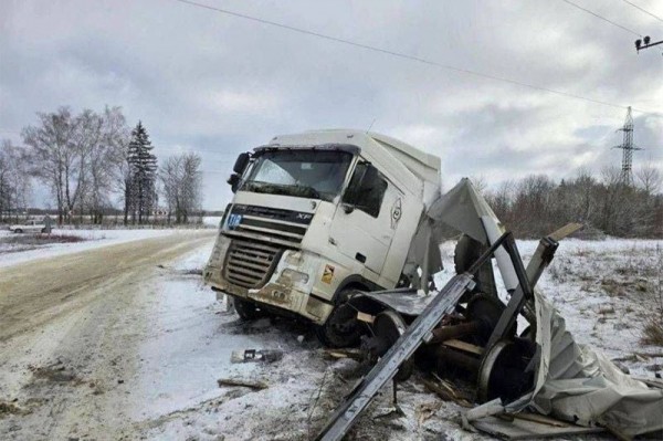 Фура была зарегистрирована в Брестской области. Грузовик из Беларуси попал под поезд в России Фура была зарегистрирована в Брестской области. Грузовик из Беларуси попал под поезд в России