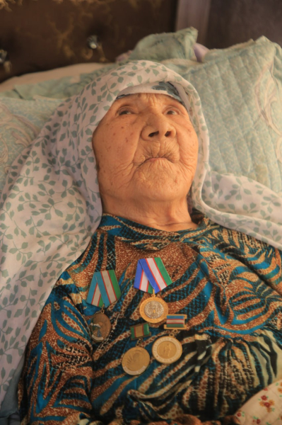 В Узбекистане нашли самую старую жительницу Земли — ей 130 лет В Узбекистане нашли самую старую жительницу Земли — ей 130 лет